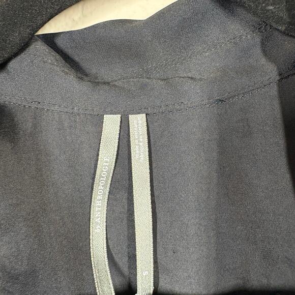 By Anthropologie Small Draped Crossover Roll Tab Sleeves Top Blouse Black - Picture 8 of 9